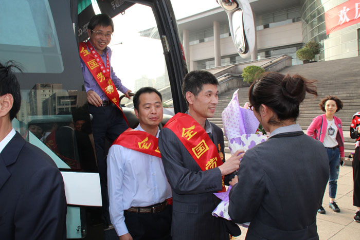 AG平台·(集团)真人有限公司官网