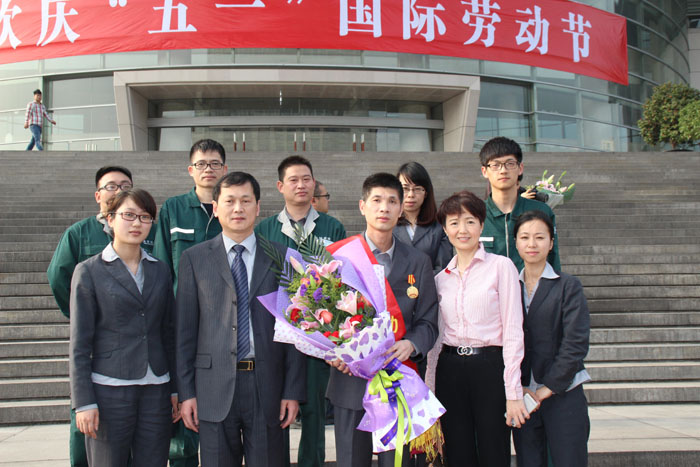 AG平台·(集团)真人有限公司官网