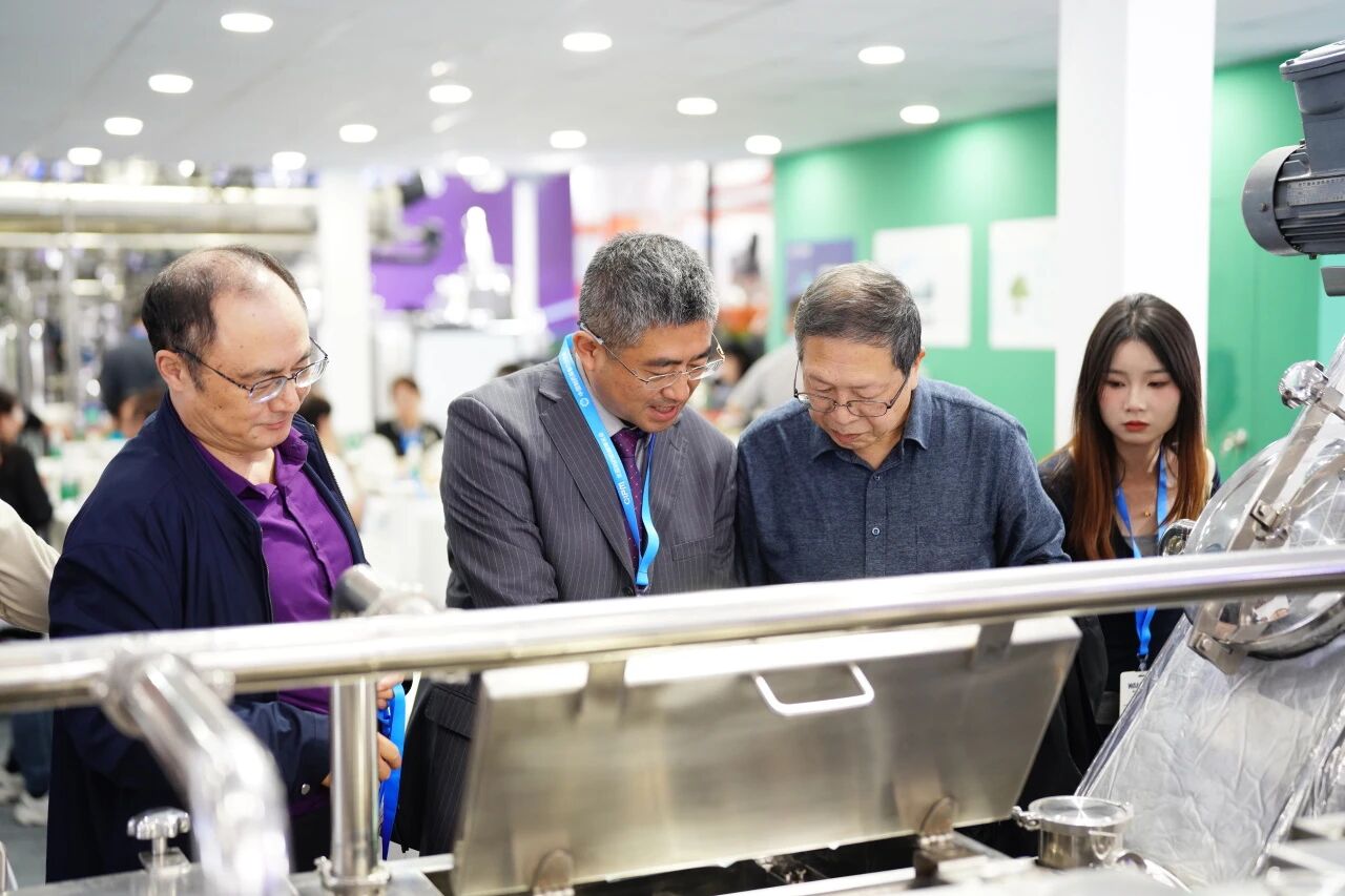 AG平台·(集团)真人有限公司官网